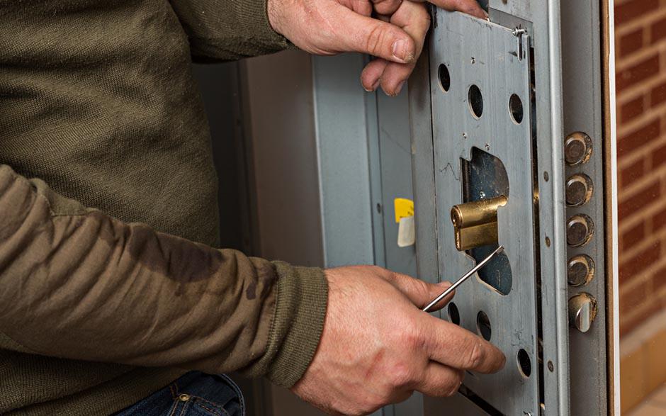 l'ouverture de porte Wissous