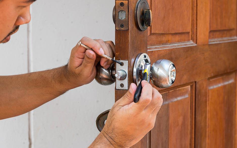 ouvrir une porte blindée avec une radio Paris